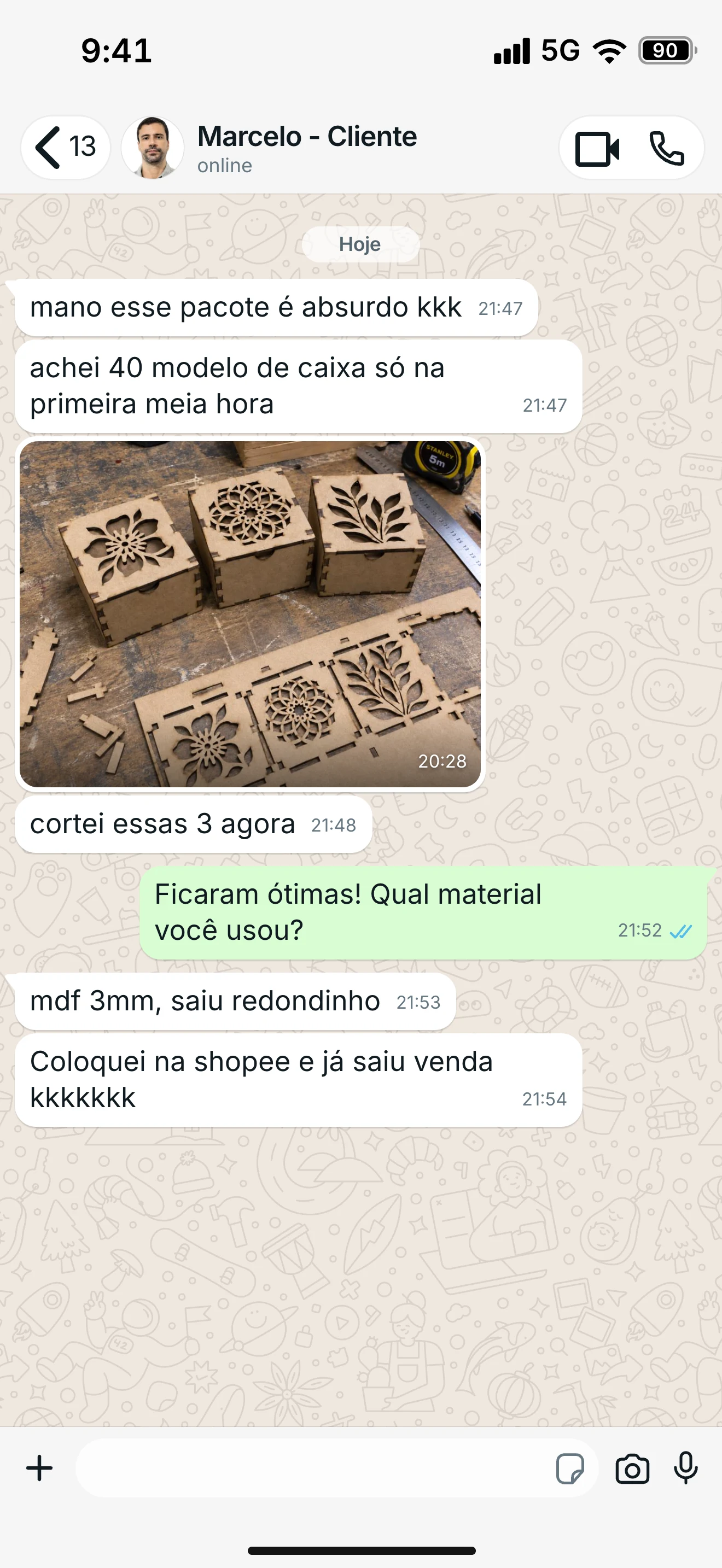 Conversa de WhatsApp com Marcelo, que achou 40 modelos de caixa na primeira meia hora, cortou três e vendeu na Shopee